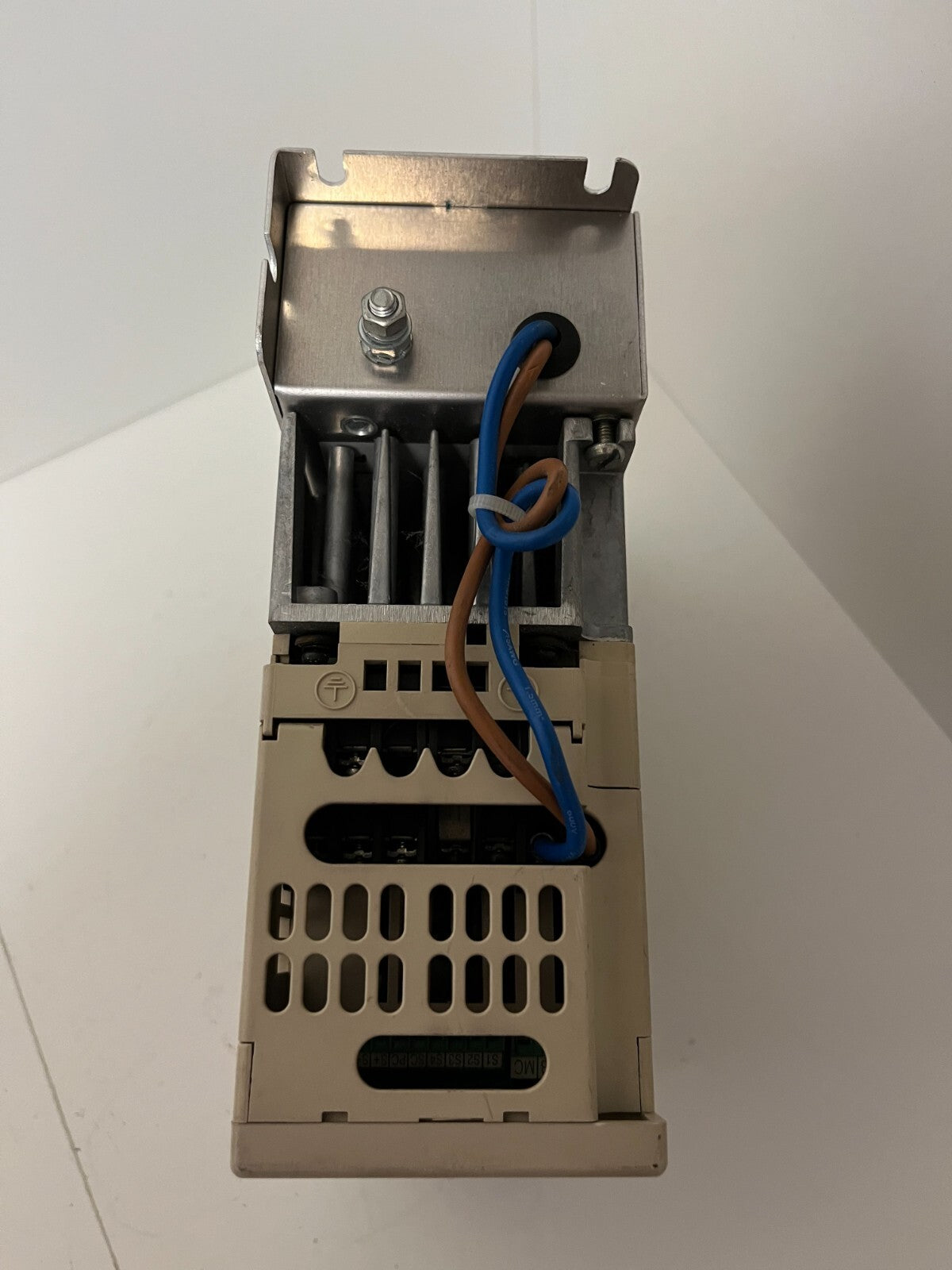 Omron Sysdrive 3G3MV-AB004 Inverter 200V 1-Phase 0.55kW - Used, Tested, Working