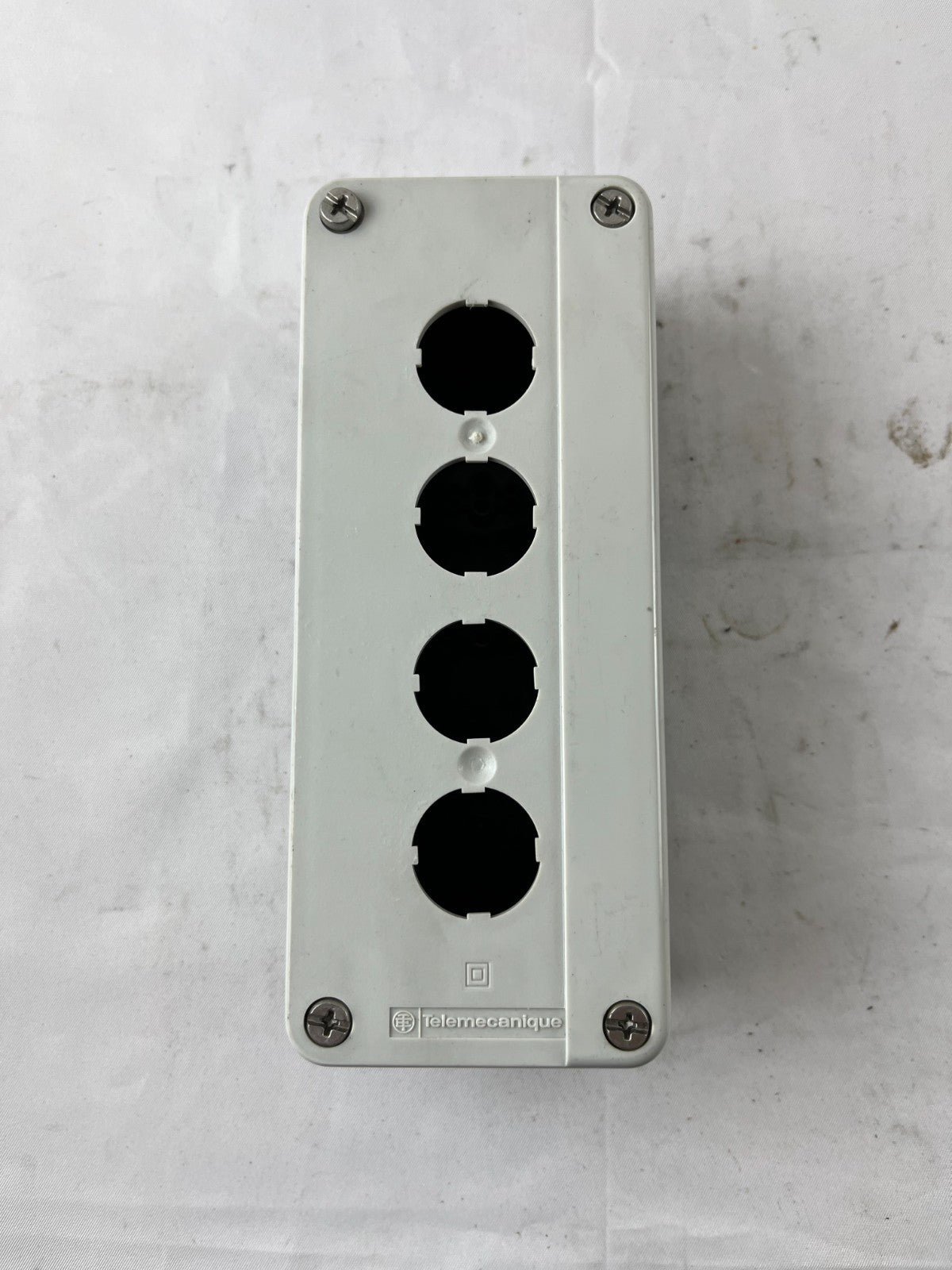 Telemecanique XALD04 Empty 4‑Hole Push Button Enclosure 22 mm, Used Spare Unit