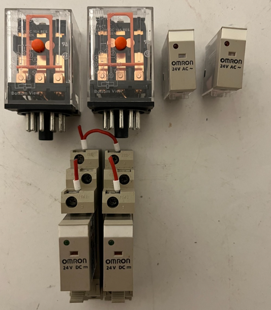 Omron Industrial Relay Bundle 24V AC/DC MK3P-I + Sockets Lot of 6 Used Tested