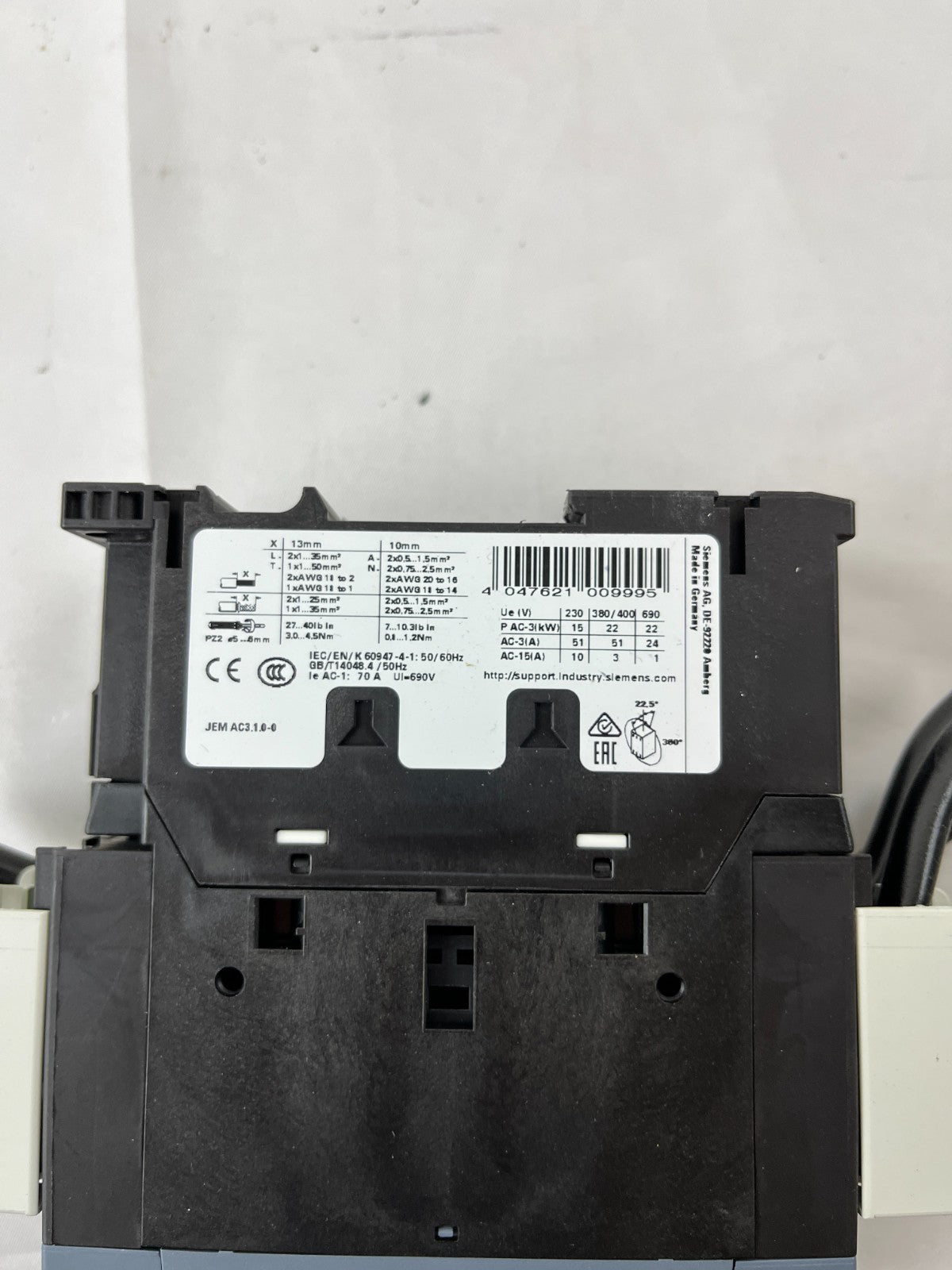 Siemens 3RT2036-1KB40 Contactor 24VDC w 3RH2911-1HA11 Aux Used Working Spare