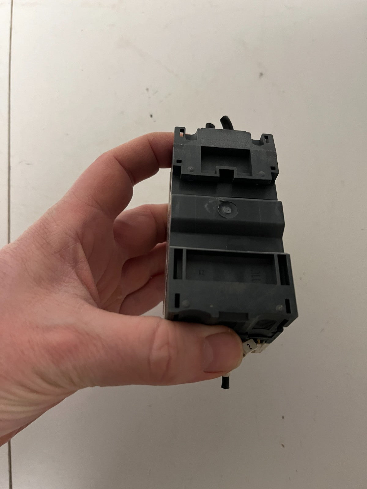 Schneider Telemecanique GV2-RT08 2.5–4A Motor Circuit Breaker, Used Spare Unit