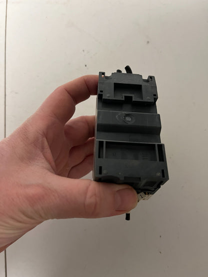 Schneider Telemecanique GV2-RT08 2.5–4A Motor Circuit Breaker, Used Spare Unit