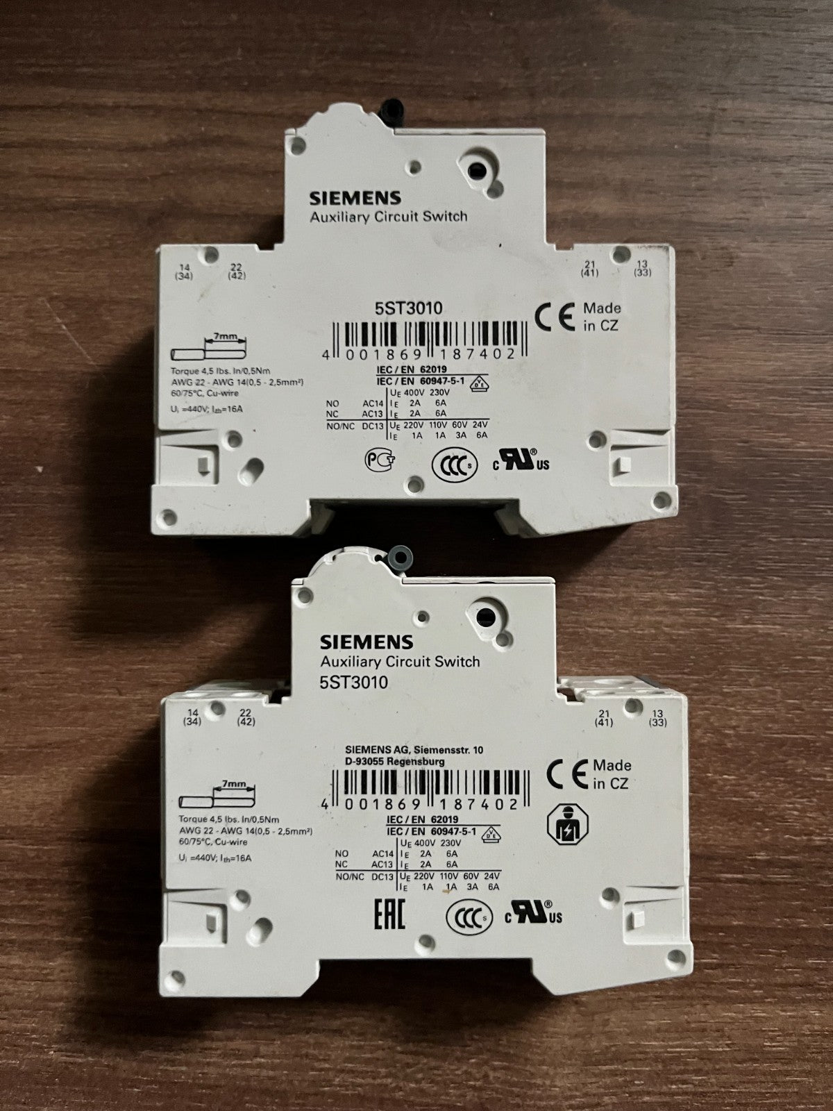 2x Siemens MCB Circuit Breaker & Auxiliary Switches 5SY4104-7 5SY4106-7 5ST301