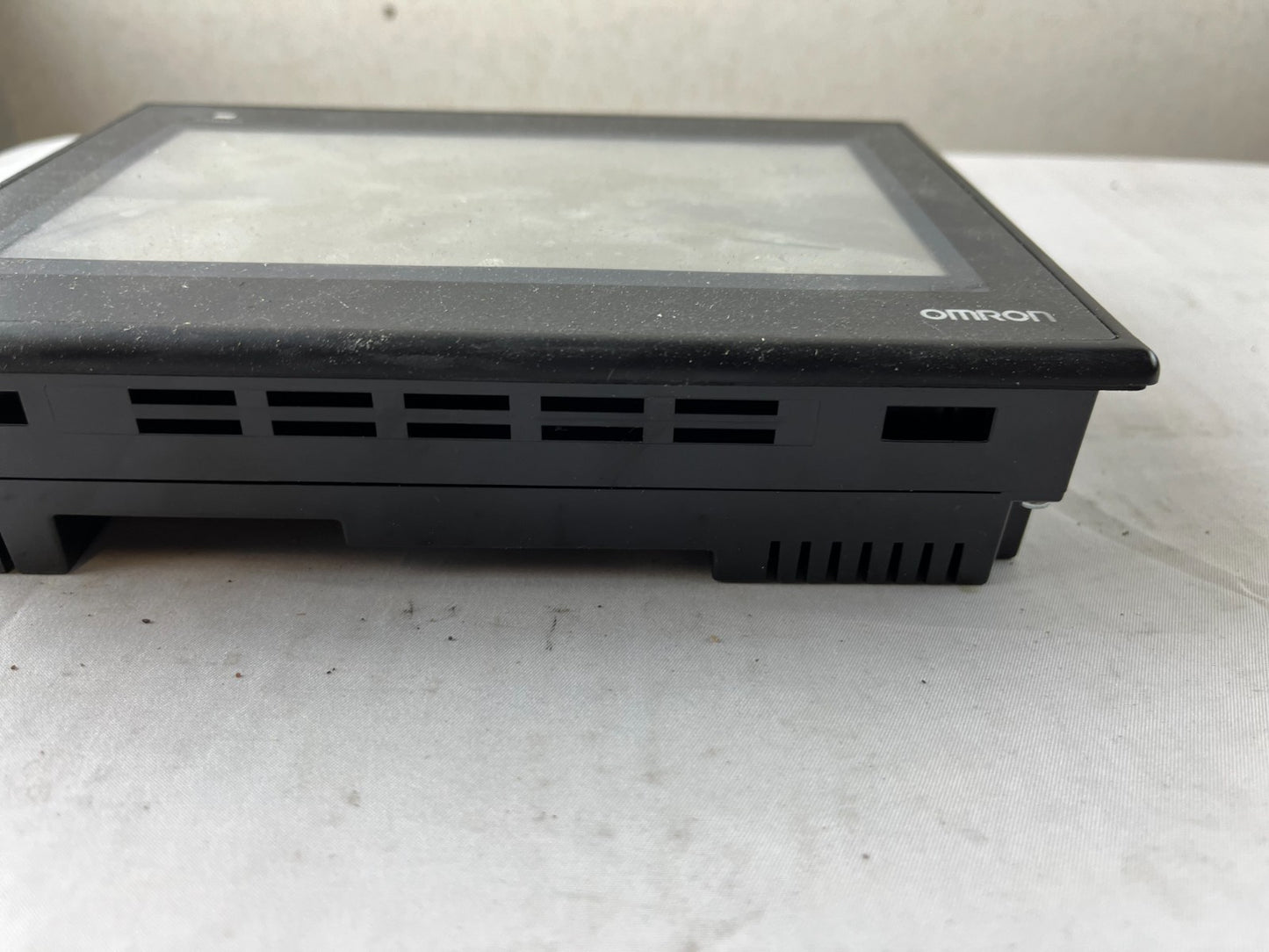 Omron NB7W-TW01B Interactive Display 7" HMI Touch Screen 24V DC Ethernet Used