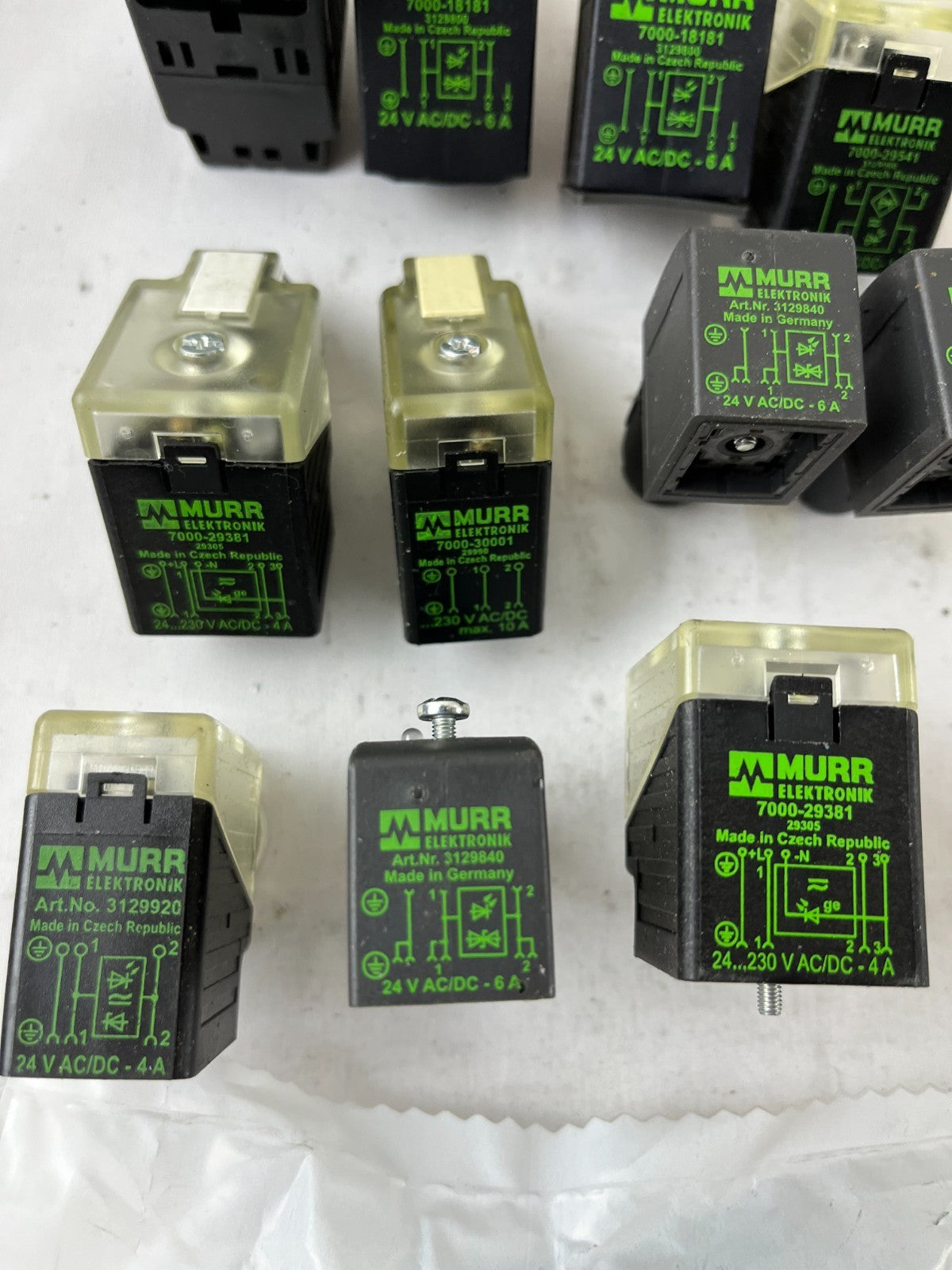 Murr Elektronik Relay Module Lot 24V AC/DC Interface Relays Mixed Models