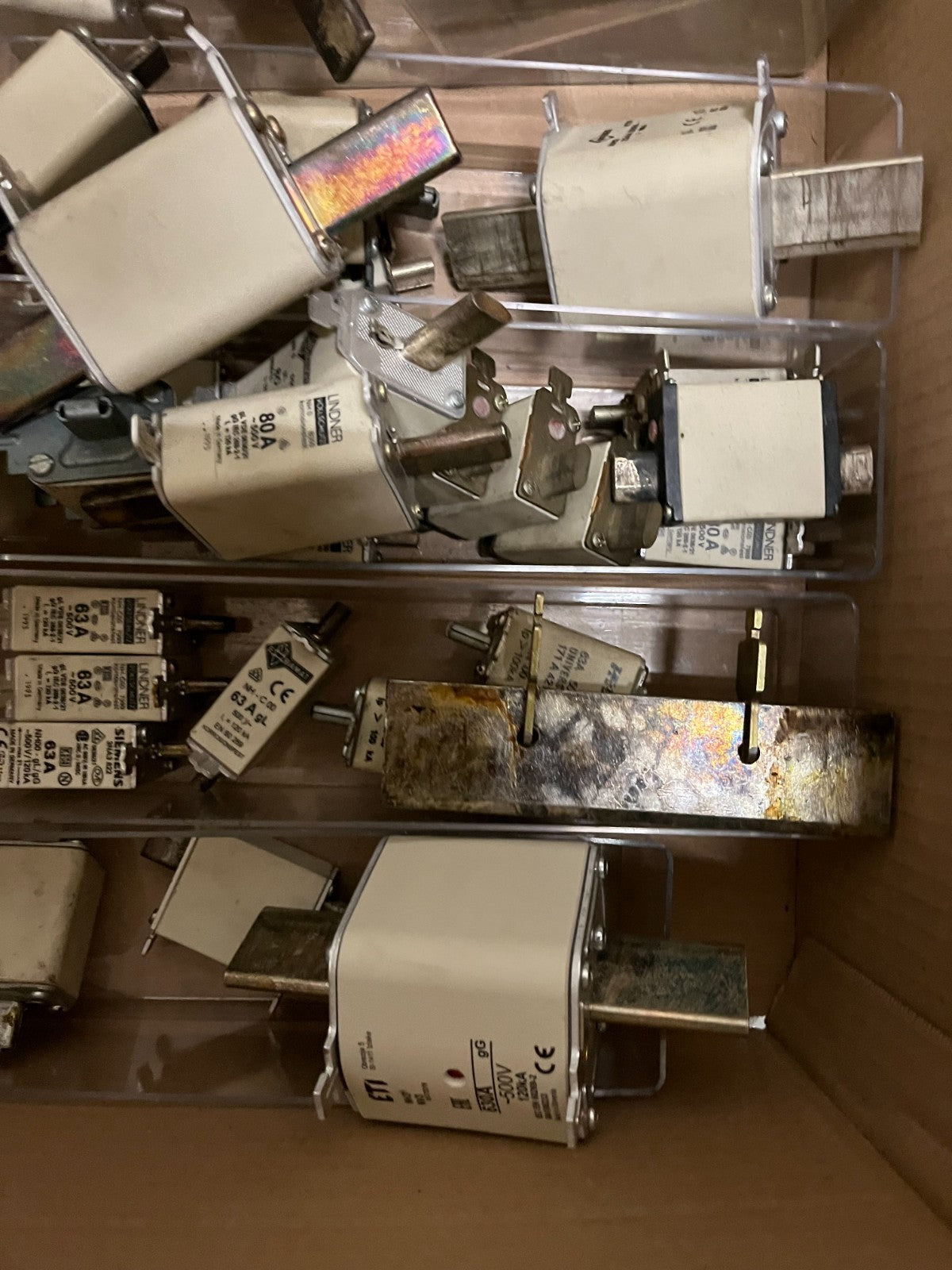 Siemens NH Fuse Lot Mixed Amperage 63A–200A Industrial Used/New Bulk Spare Units