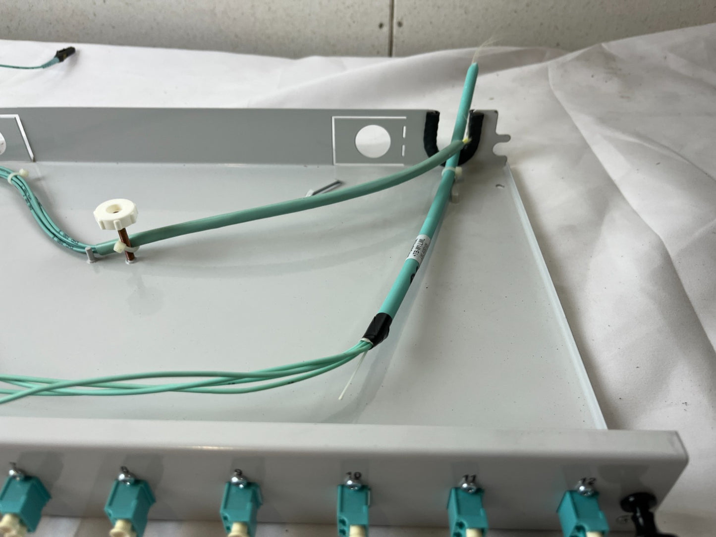 12 Port LC Duplex Fiber Optic Patch Panel Rack Mount OM3 Aqua MMF Used SPare