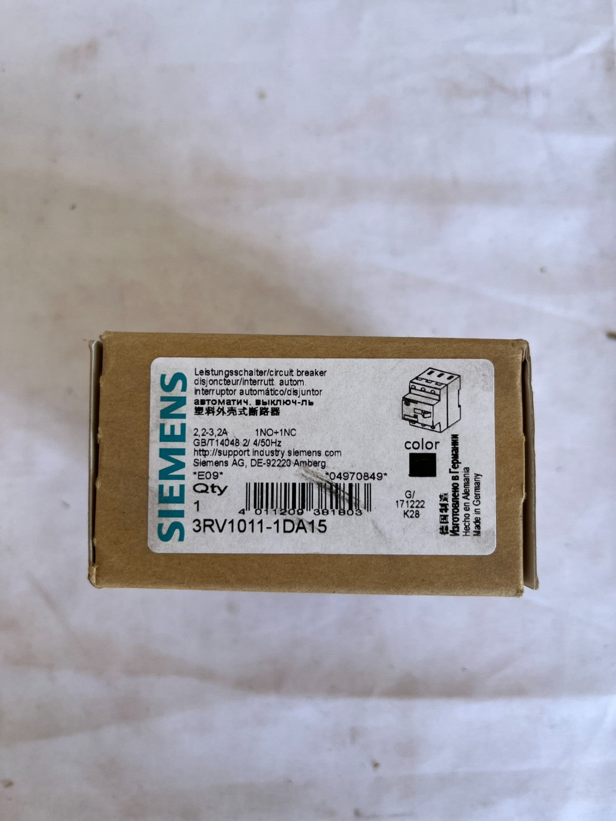 Siemens 3RV1011-1DA15 Sirius Circuit Breaker 2.2-3.2A New Spare Unit