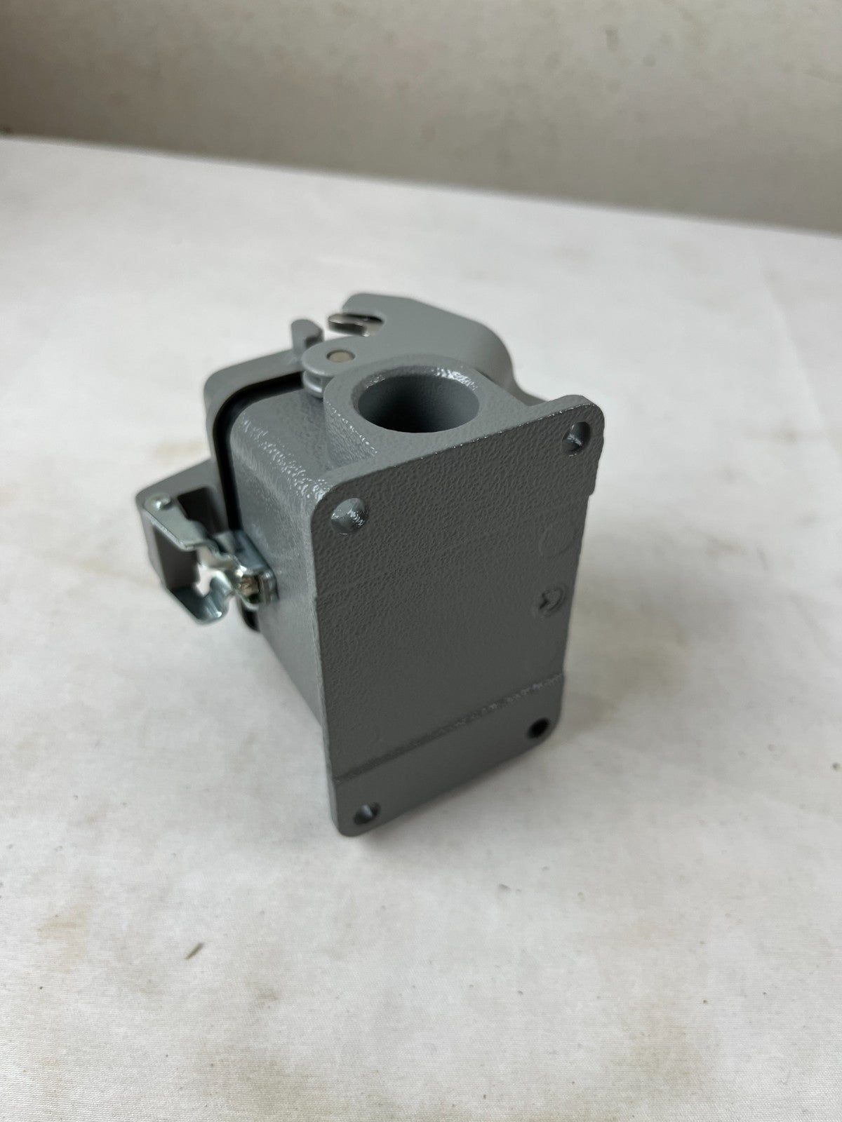 Harting Han 6B-asg1-LB-K-M20 Connector Base Housing Cover M20 New Spare Unit