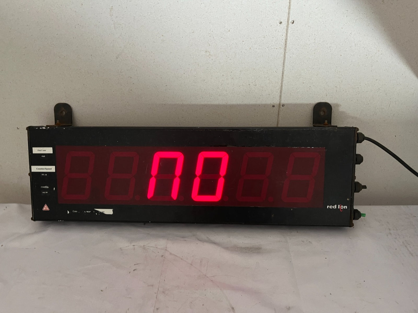 Red Lion Ld4 Series Large Led Display Counter Ld4B6P Used Working Spare Unit