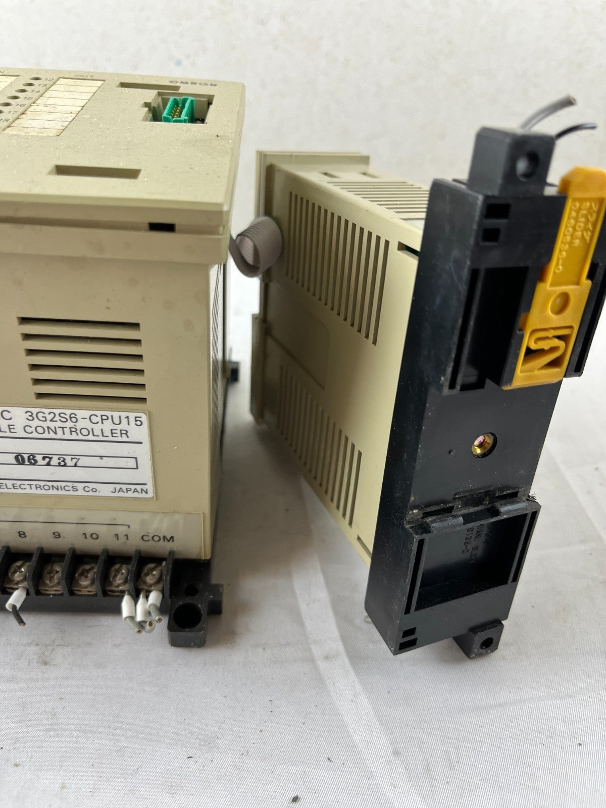 Omron SYSMAC S6 3G2S6-CPU15 Programmable Controller with I/O Module Used Spare