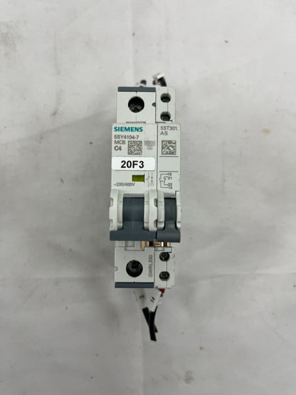 Siemens 5SY4104-7 MCB C4 230/400V + 5ST3010 Auxiliary Switch, 4A 1-Pole, Used