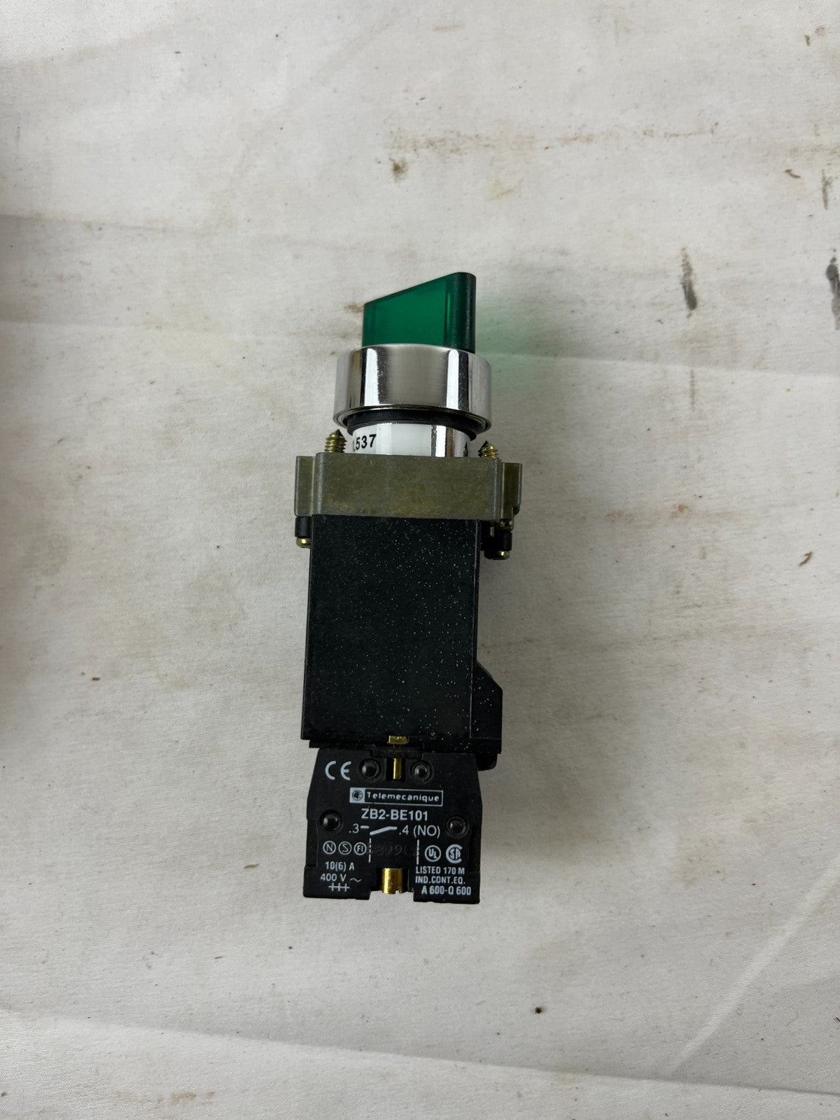 Telemecanique ZB2BW0941 Illuminated Pushbutton Green 1NO New NOS Spare Unit