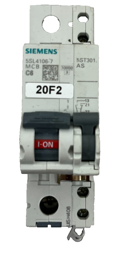 Siemens 5SL4106-7 MCB C6 230/400V + 5ST3010 Auxiliary Circuit Switch, 6A Used