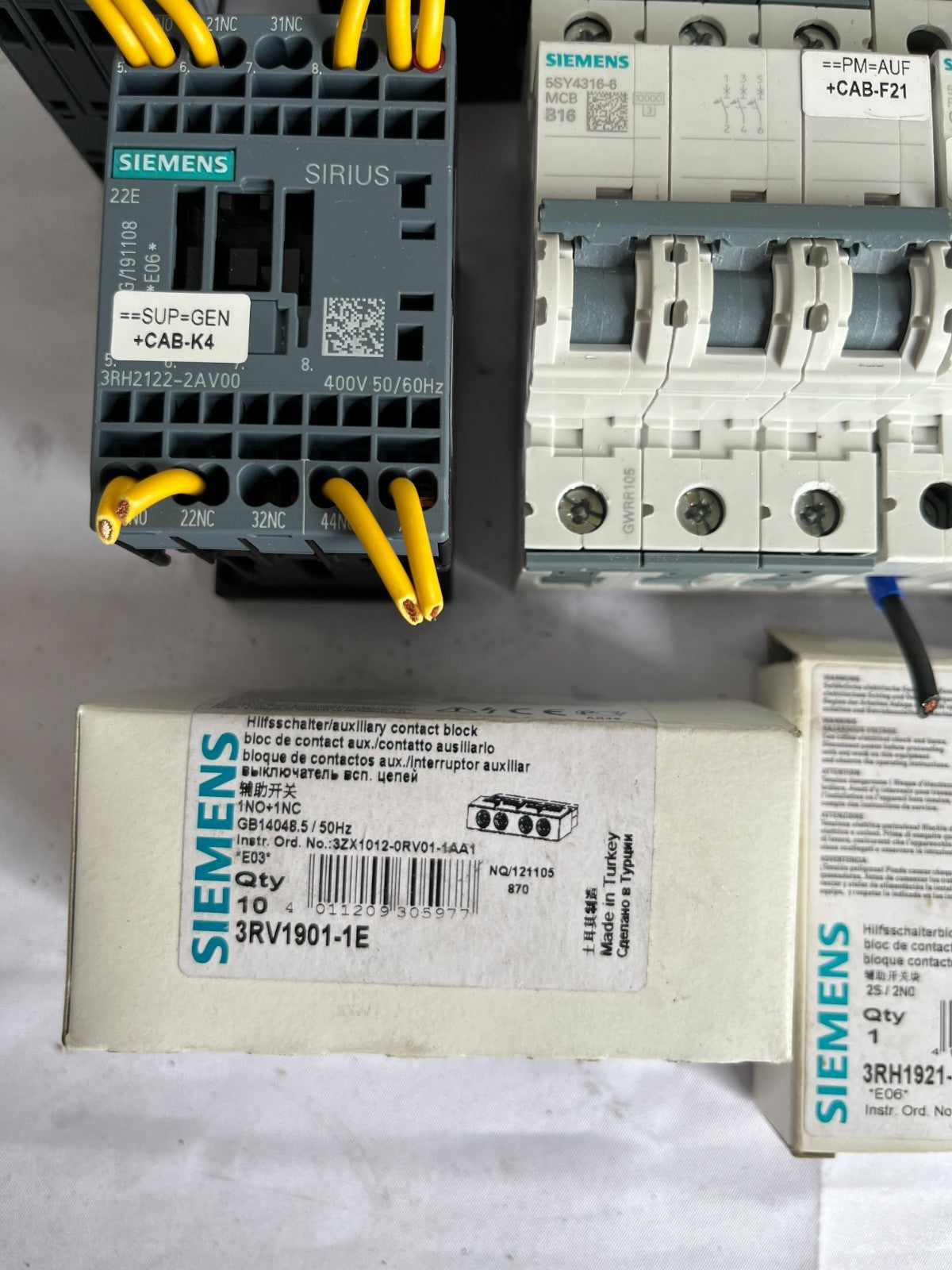 Siemens Sirius Contactors, Mcbs And Auxiliary Blocks Mixed Lot Used/New Spares