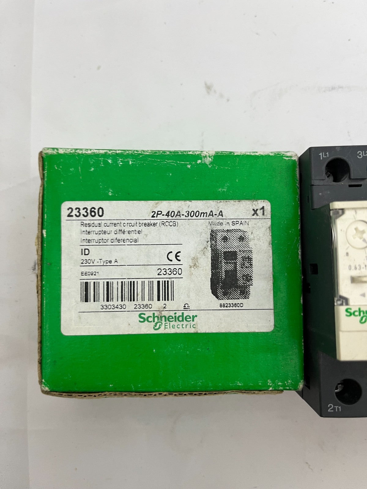 Schneider Electric GV2ME05, GV2ME07 Motor Circuit Breakers & 23360 RCCB Bundle