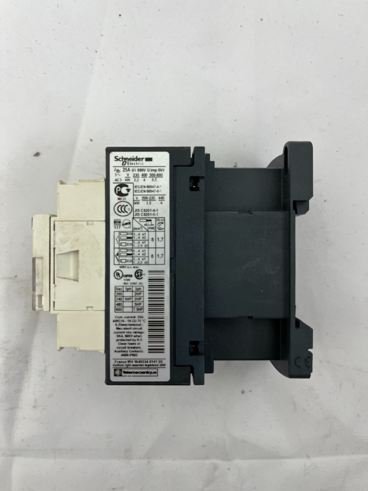 Telemecanique LC1D09B7 Contactor 24V AC Coil, 3P, 9A, 4kW/400V, New in Box