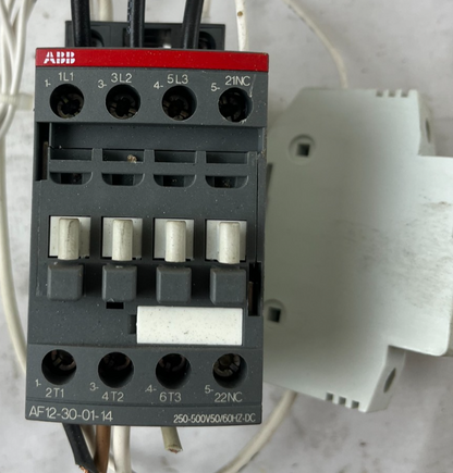ABB AF12-30-01-14 Contactor 12A 3P 250–500V AC/DC + RT18-32(X) 32A 690V Holder