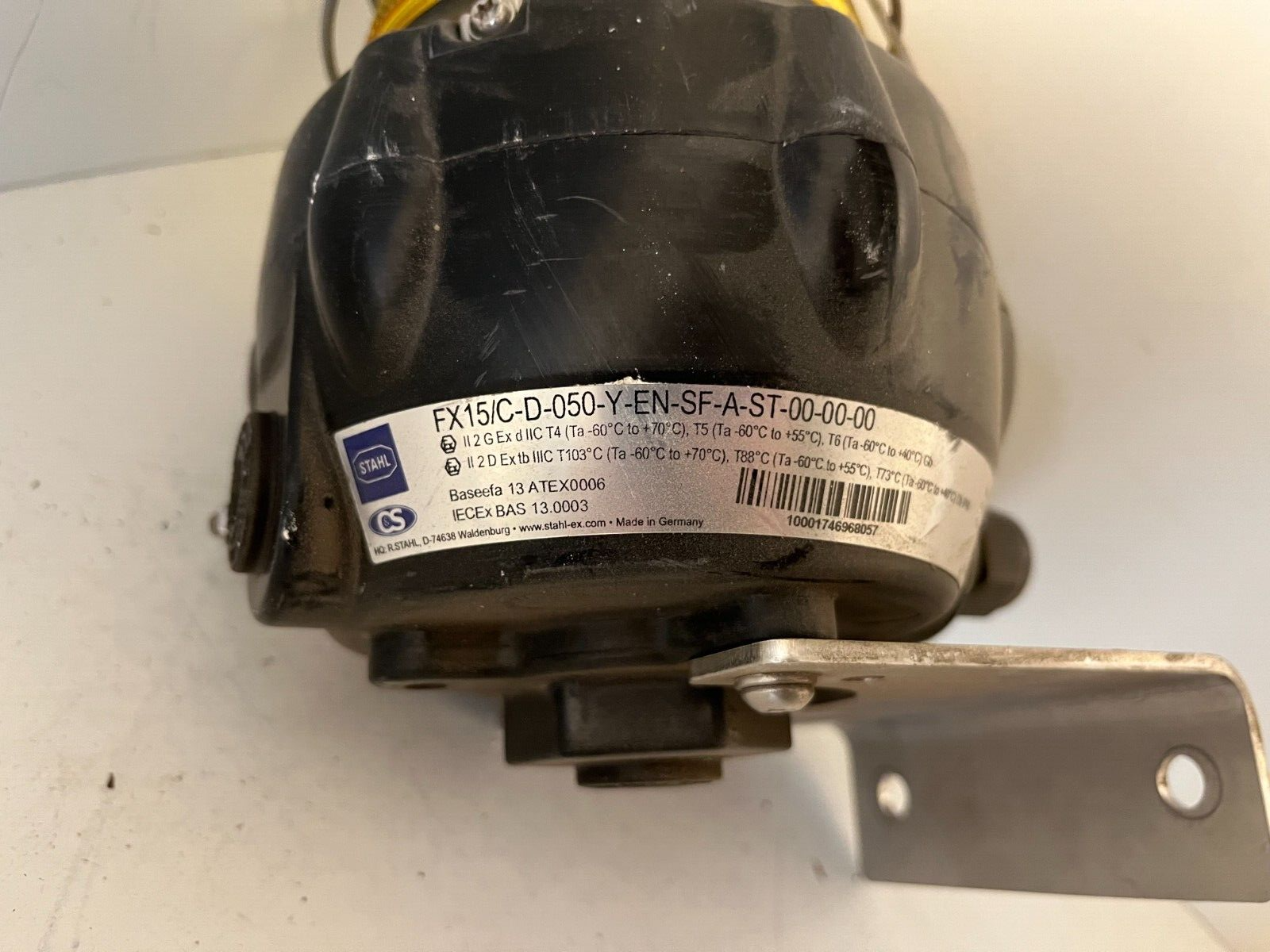 STAHL FX15C-D-050-Y Explosion Proof Signal Light - 24V DC - Used, Working