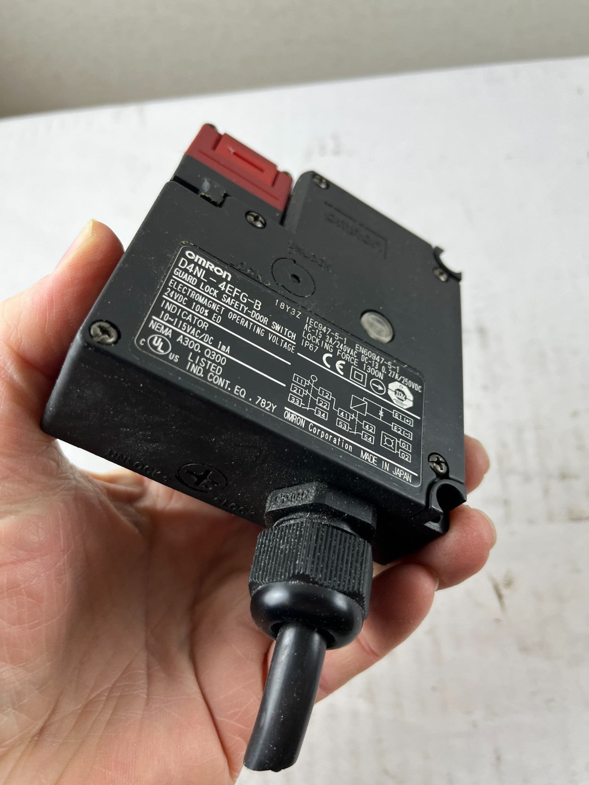 Omron D4NL-4EFG-B Guard Lock Safety Door Switch 24VDC 1300N IP67 Used Spare