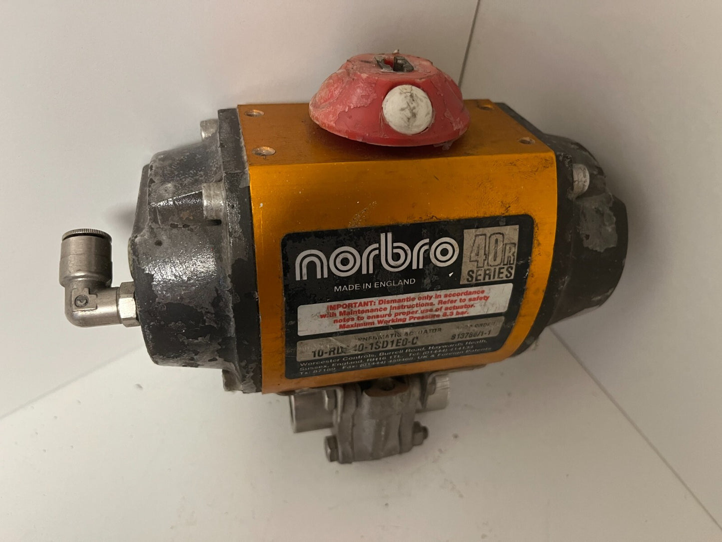 Norbro 40R Pneumatic Actuator 10-RDA40-1SD1E0-C w/ Valve - Used, Working
