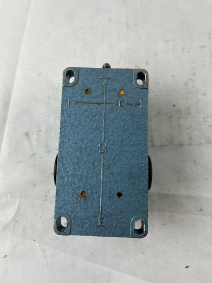 Schmersal TK 016-21Y Alumax Heavy Duty Limit Switch 500V 10A PG13.5 Used