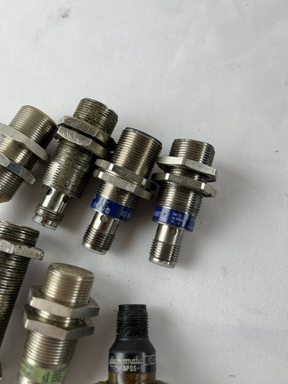 Lot of 7x Inductive Proximity Sensors M18 Mixed Brands Omron Telemecanique