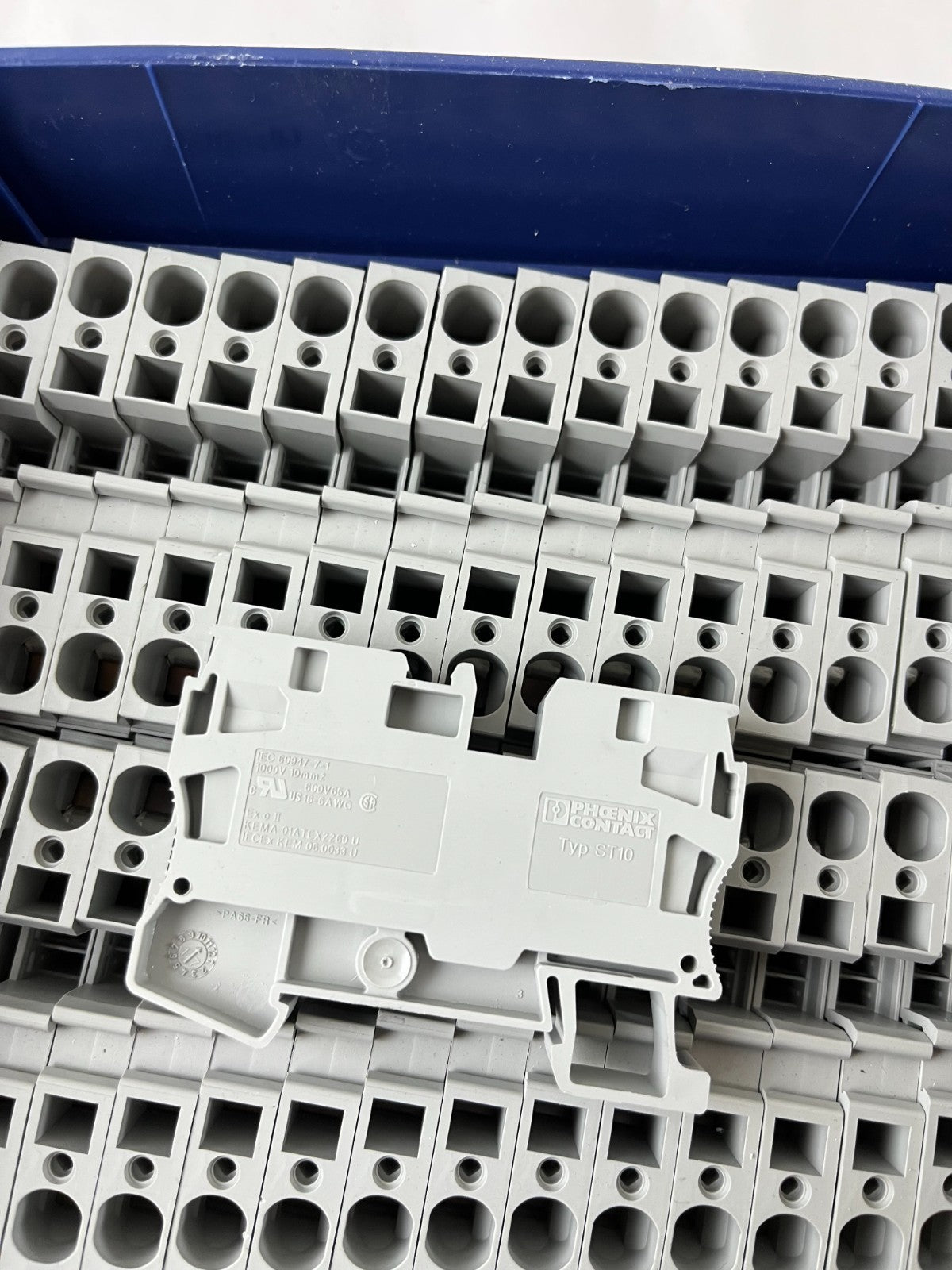 Phoenix Contact Terminal Blocks ST10 DIN Rail Feed Through Lot Used Good Units