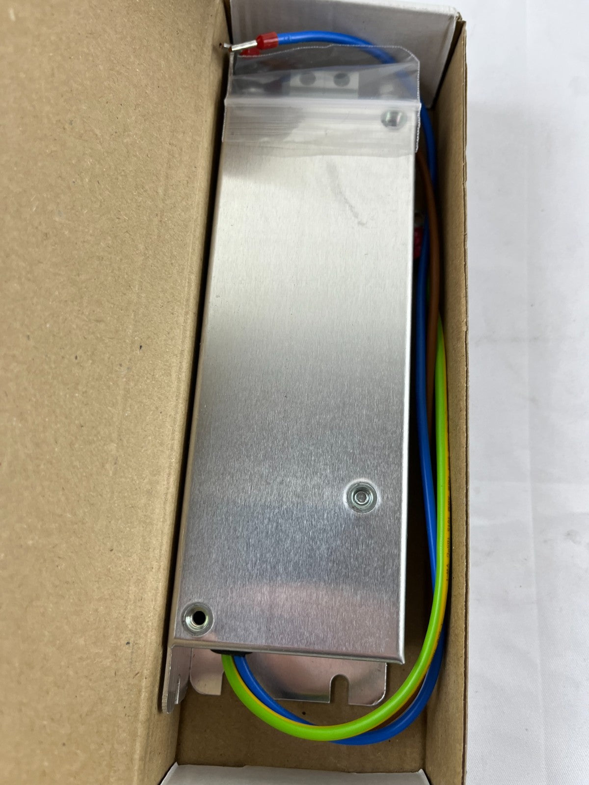 Omron R88A-FIK104-RE / Rasmi Single Phase RFI Filter 4.1A 250VAC for 400W G/G5
