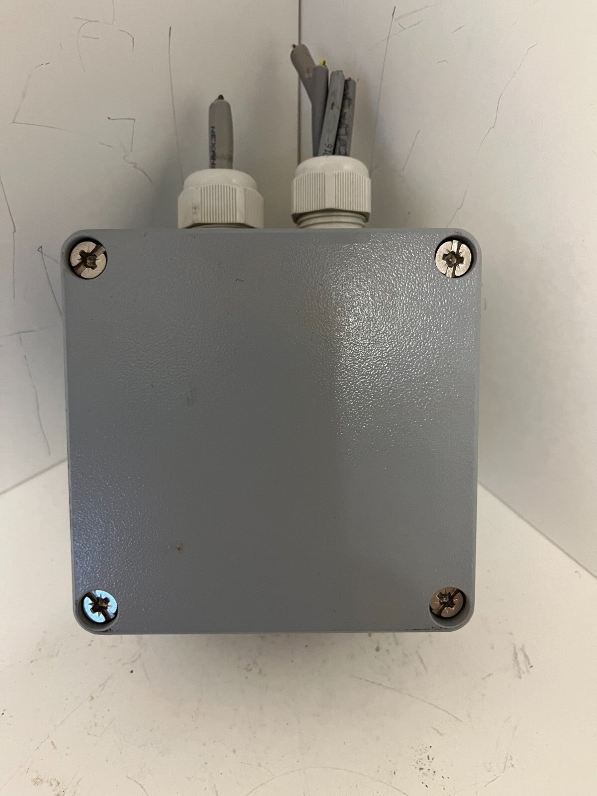Metal Electrical Junction Box w/ DIN Rail Terminal Block – Used, Working