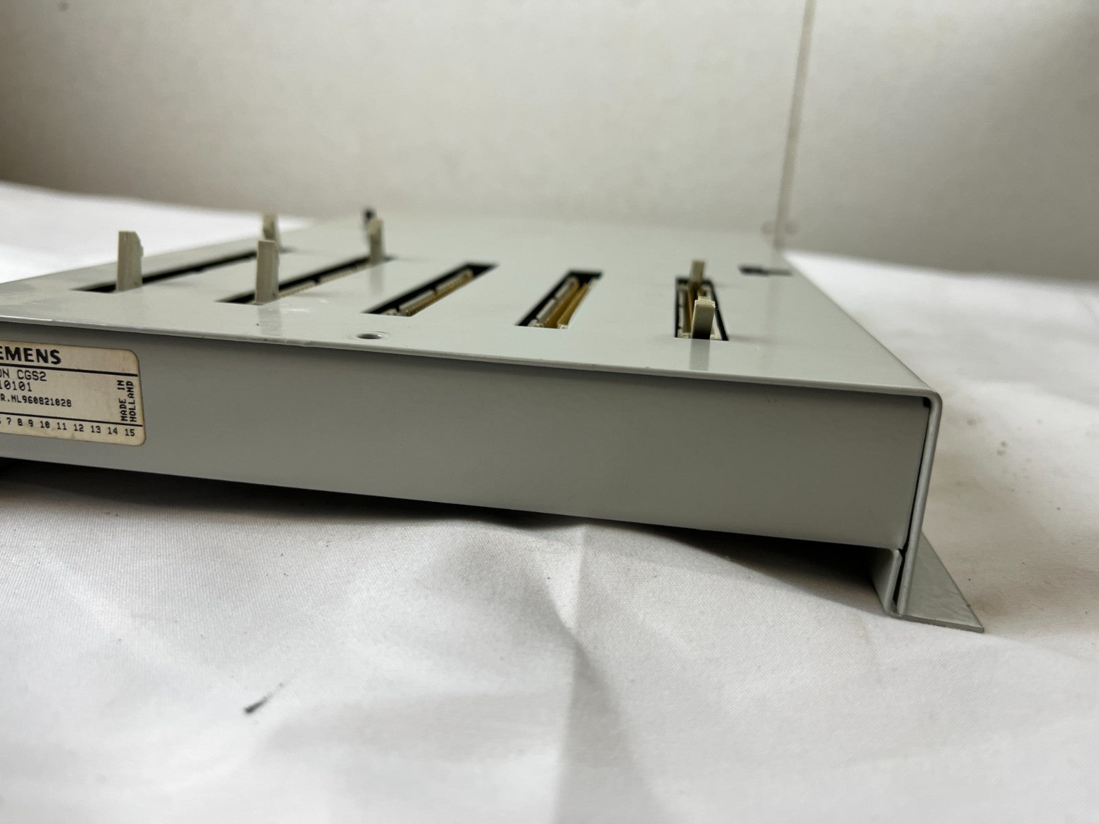 Siemens Local Station GGS2 00010101 Industrial Interface Module Rack Unit Used