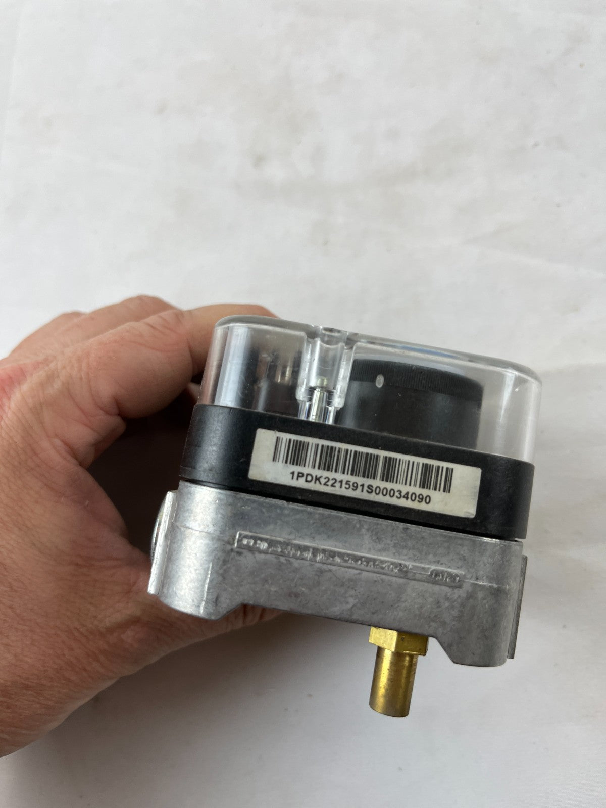 Dungs LGW 10 A4 Air & Gas Pressure Switch 1-10 mbar IP54 New Unused Spare Unit