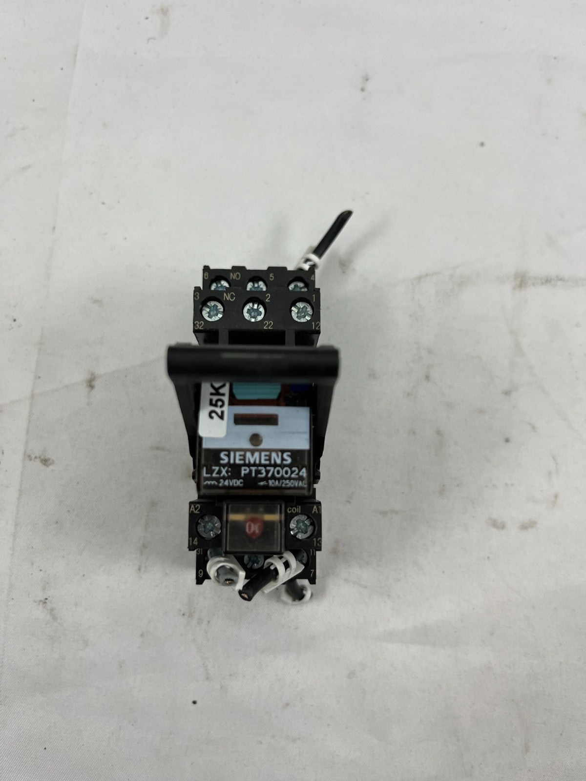 14x iemens Relay Unit LZS:PT3A5L24 Complete 3CO 24VDC + LZX:PT370024 Relay