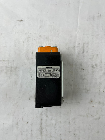 Siemens 3SE3 120-1B Limit Switch 1NO+1NC 10A 500V IP67 Industrial Used Spare