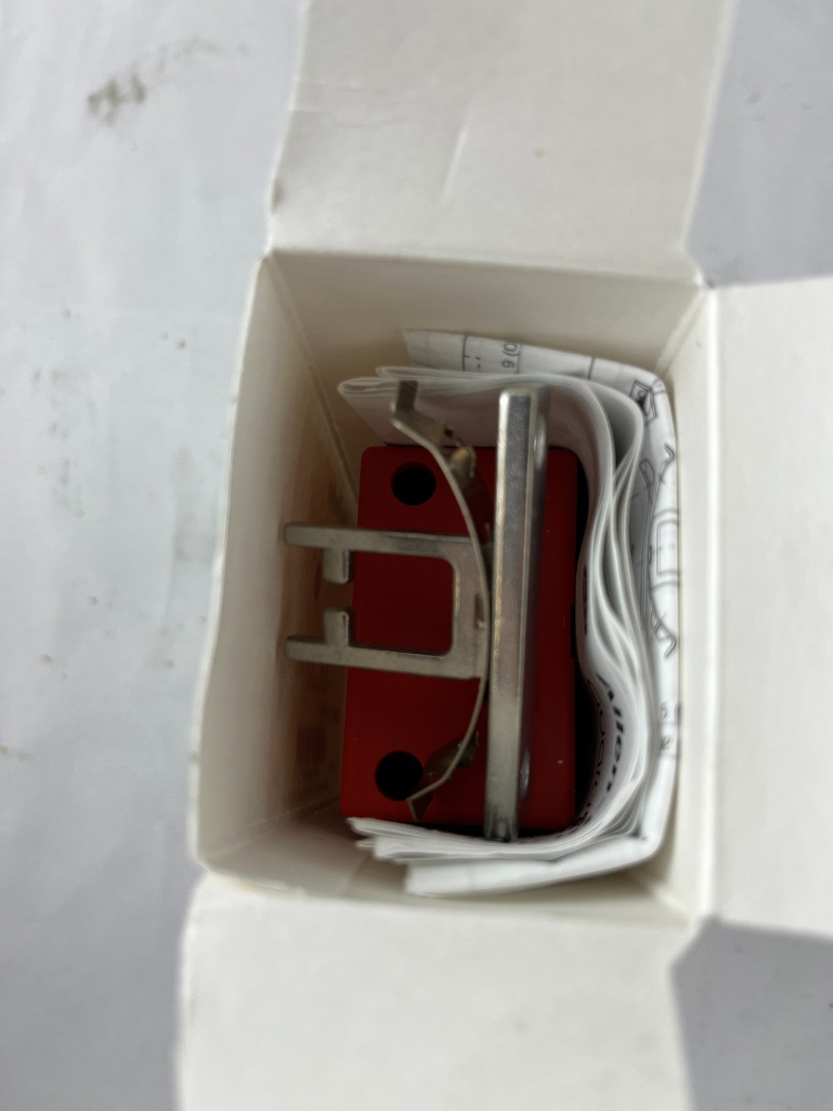 Allen-Bradley 440K-T11118 GuardMaster Safety Interlock Switch 2NC/1NO Tongue NEW