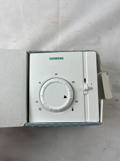 Siemens RAA30 Mechanical Room Thermostat 10–30 °C Heating Cooling New