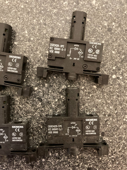 Lot of 4 Siemens 3SB3420-1PE 24V UC Industrial Contact Blocks