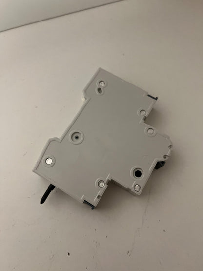 Siemens MCB 5SY6104-6 B4 Miniature Circuit Breaker - Used