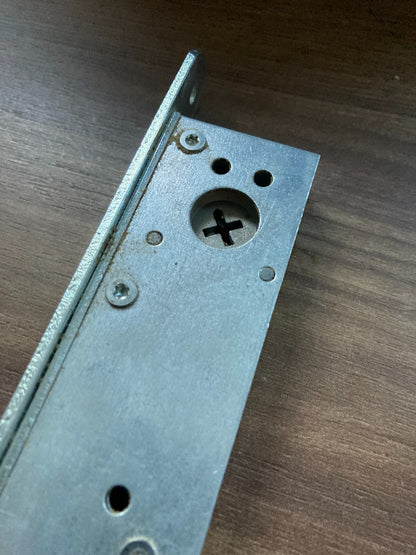 Assa 13787 Deadbolt Lock Case External/Sliding Doors, 22.5mm Bolt, Narrow Framed