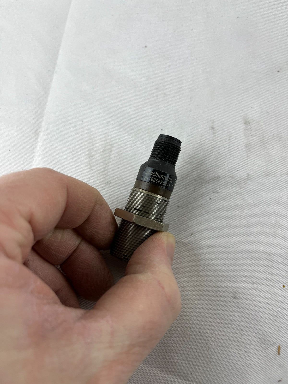 Electromatic / Carlo Gavazzi EI1805PPOS‑1 Inductive Proximity Sensor M18 5 mm