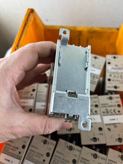 Lot of 15 Omron G3PA-420B G3PA-220B-VD Solid State Relays SSR 20A DIN Rail Used