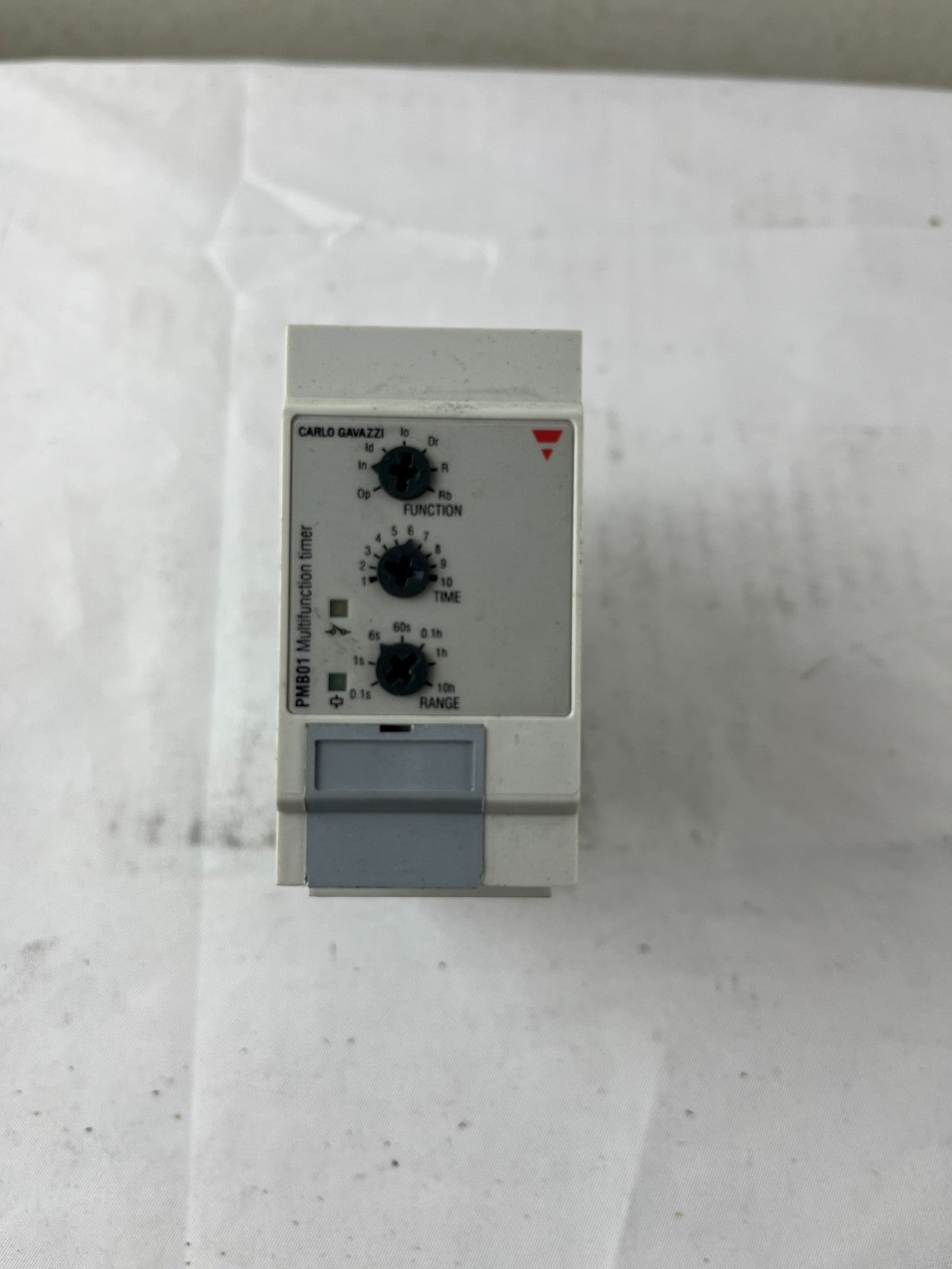 Carlo Gavazzi PMB01DM24 Multifunction Timer 24-240VAC/DC 0.1s-100h DIN 11-Pin
