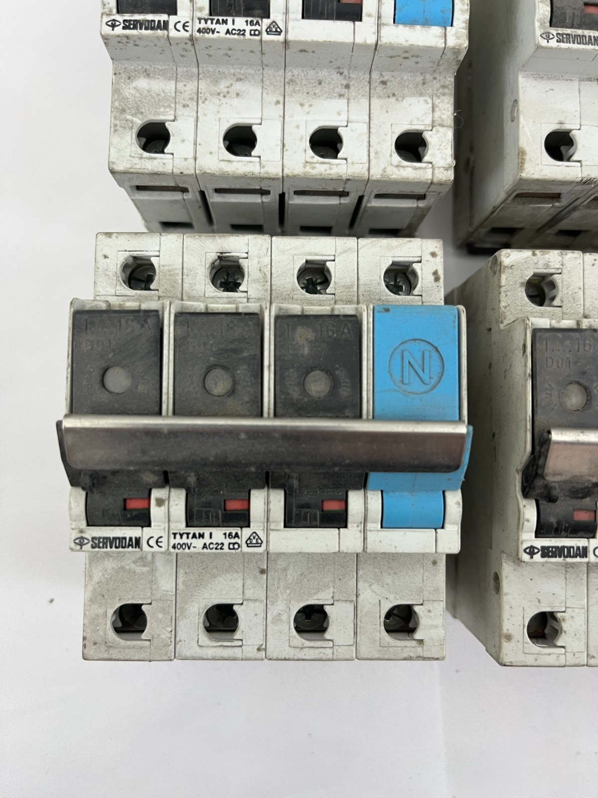 Servodan TYTAN I 16A 400V AC22 Group Disconnector Bundle (6x) D01 Industrial