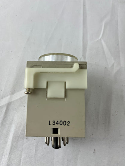Omron H3CR-A Timer Relay NEW 24-48VAC/12-48VDC 0-3min 11-Pin Socket Japan Made