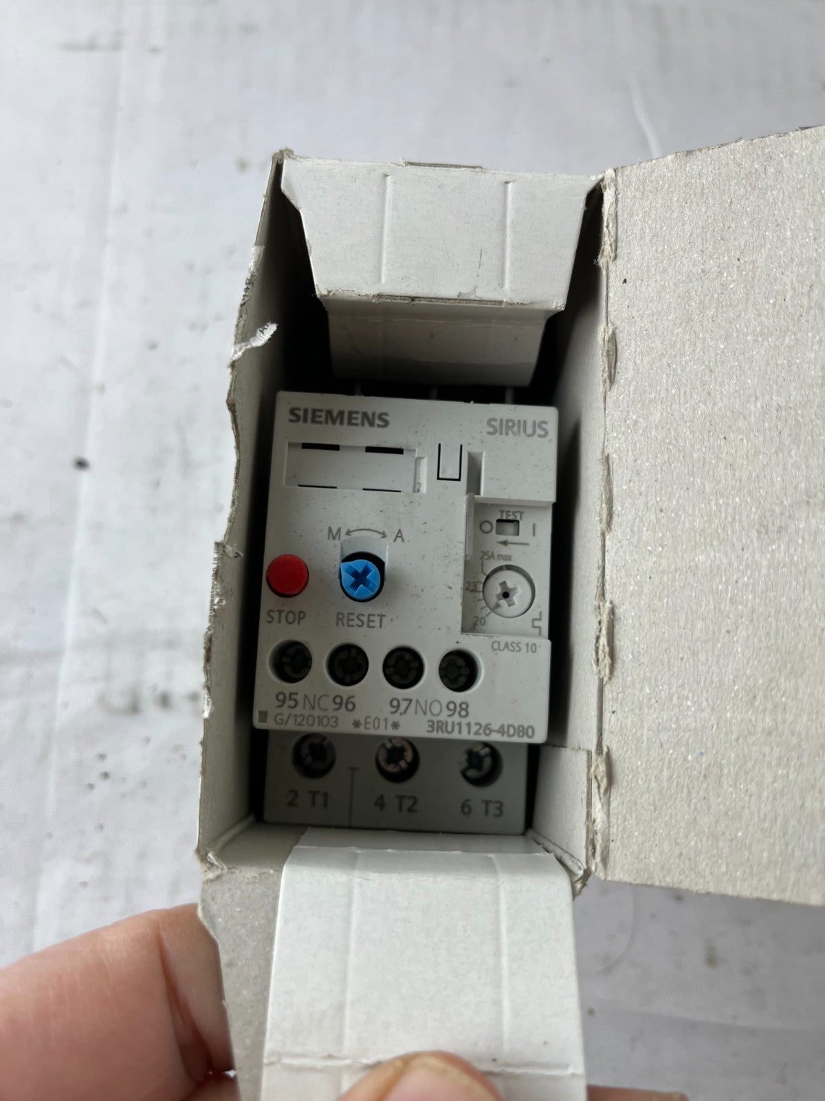Siemens 3RU1126‑4DB0 SIRIUS Thermal Overload Relay 20–25A Class 10 for S0 New