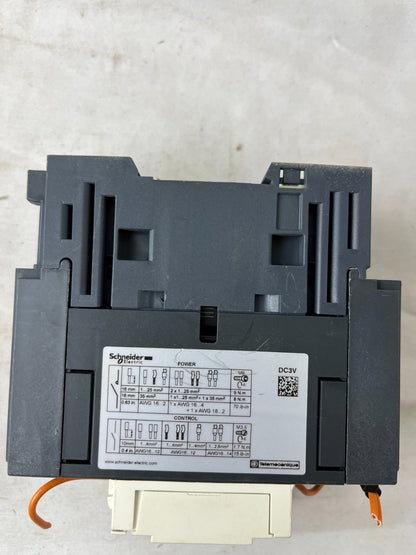 Schneider LC1D65A TeSys Contactor 80A 24V DC Coil Used Spare Unit