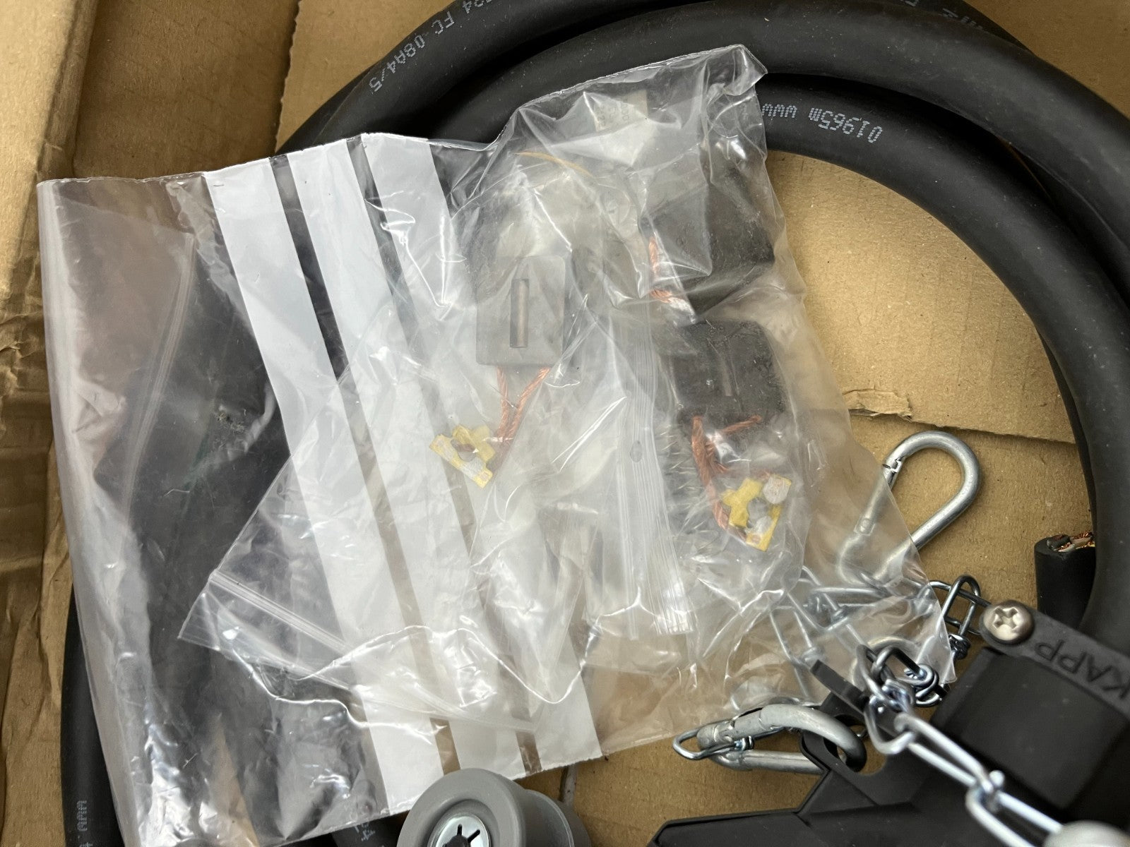 Kapp Holland Cable Festoon System, HO7RN-F 4G4mm², Complete Trolley Set, New