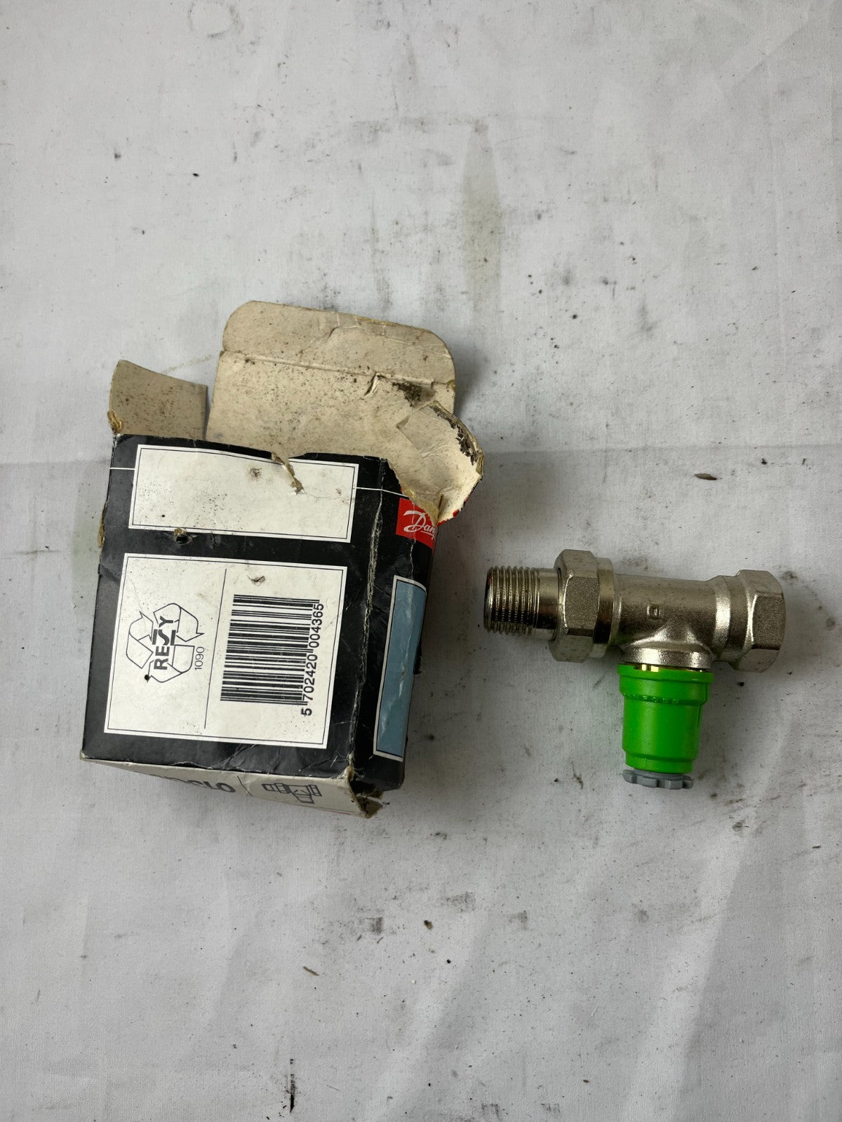 Danfoss RA 2000 Radiator Valve Body 1/2 Inch Straight PN10 NOS New Spare Unit