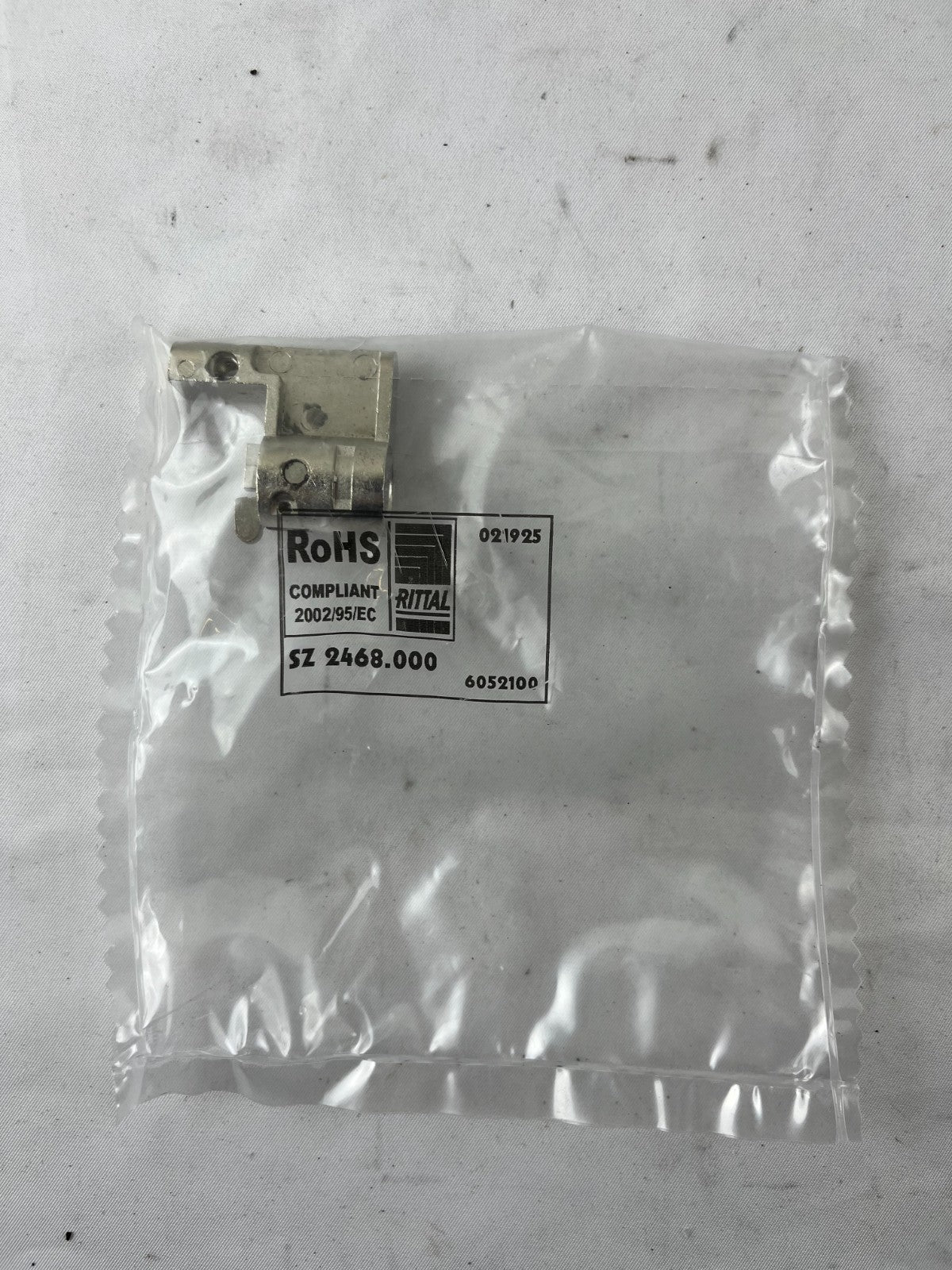 Rittal SZ 2468.000 Profile Half Cylinder Push Button Insert Lock for Handle NEW
