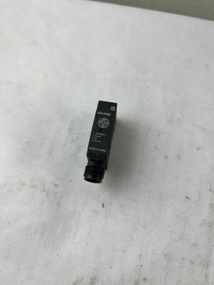 Omron E3S-AD66 Photoelectric Sensor 10-30VDC M12 Used Spare Unit